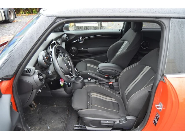 Hatchback mini cooper s, type: fml2, variant: daw400so, chassisnummer: wmwxr510102m95455, bouwjaar: 03/04/2020, met sleutel, inschrijvingsbewijs deel i, gelijkvormigheidsattest en schouwingsbewijs - afbeelding 2 van  45