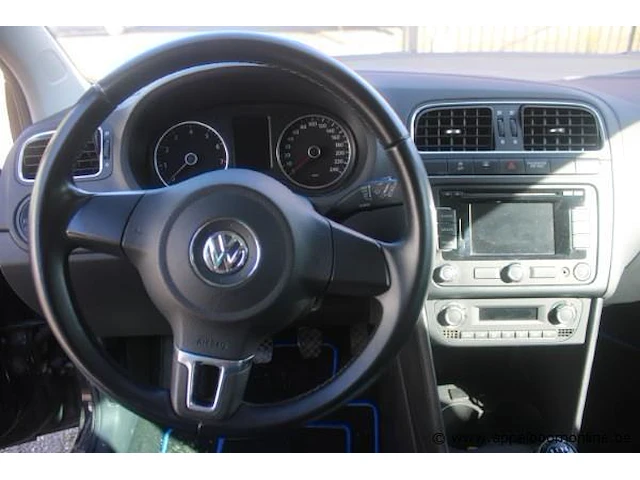 Hatchback volkswagen polo, benzine, 1198cm³,51kw,1e inschr 13/4/14, wvwzzz6rzey229545, km-stand vlgs keuring dd 24/10/24: 111076km, co²-uitstoot ng, euro5b, kentekenbewijs i (ii ontbreekt), gelijkvormigheidsattest, keuring tot 24/10/25, 1sleutel - afbeelding 10 van  13