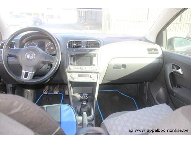 Hatchback volkswagen polo, benzine, 1198cm³,51kw,1e inschr 13/4/14, wvwzzz6rzey229545, km-stand vlgs keuring dd 24/10/24: 111076km, co²-uitstoot ng, euro5b, kentekenbewijs i (ii ontbreekt), gelijkvormigheidsattest, keuring tot 24/10/25, 1sleutel - afbeelding 12 van  13