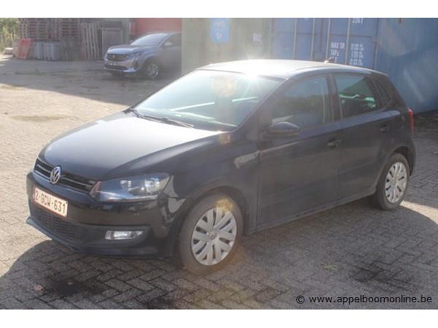 Hatchback volkswagen polo, benzine, 1198cm³,51kw,1e inschr 13/4/14, wvwzzz6rzey229545, km-stand vlgs keuring dd 24/10/24: 111076km, co²-uitstoot ng, euro5b, kentekenbewijs i (ii ontbreekt), gelijkvormigheidsattest, keuring tot 24/10/25, 1sleutel - afbeelding 1 van  13