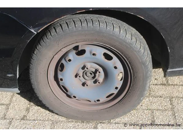 Hatchback volkswagen polo,benzine, 1390cm³,55kw,1e inschr 25/1/06,wvwzzz9nz6y162245, 187141km, co²-uitstoot ng, euro4, kenteken i+ii, gelijkvormigheidsattest, keuring na, 1sleutel - afbeelding 9 van  16