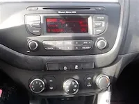 Hatchback - afbeelding 4 van  14