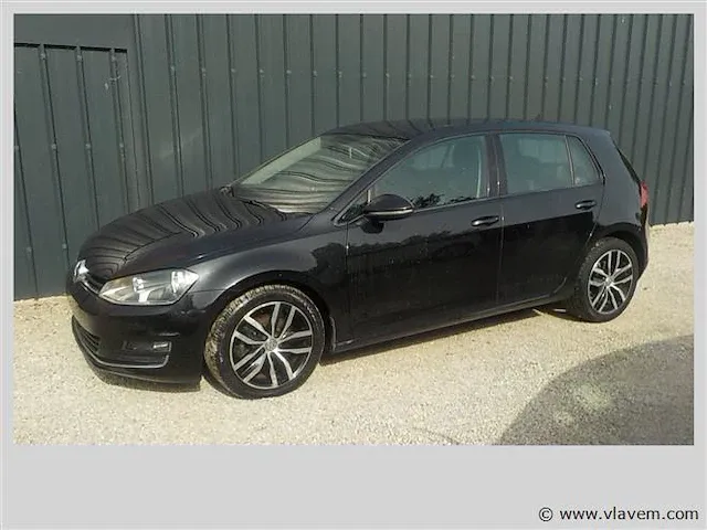 Hatchback - afbeelding 2 van  8