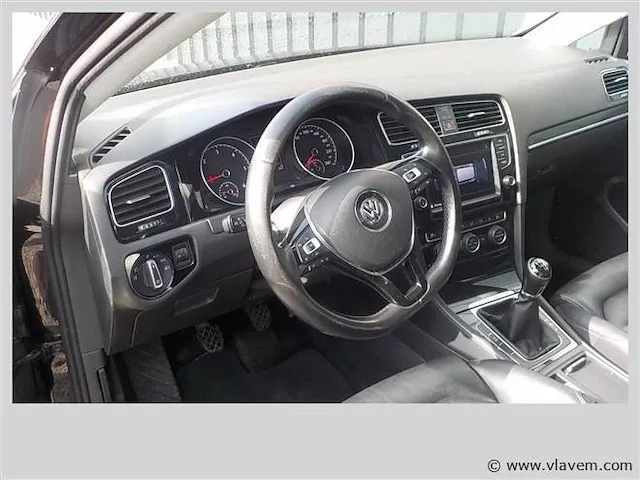 Hatchback - afbeelding 3 van  8