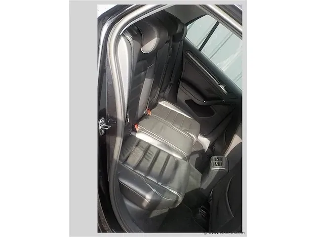 Hatchback - afbeelding 8 van  8