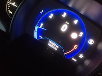 Hatchback - afbeelding 26 van  32