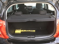 Hatchback - afbeelding 14 van  16