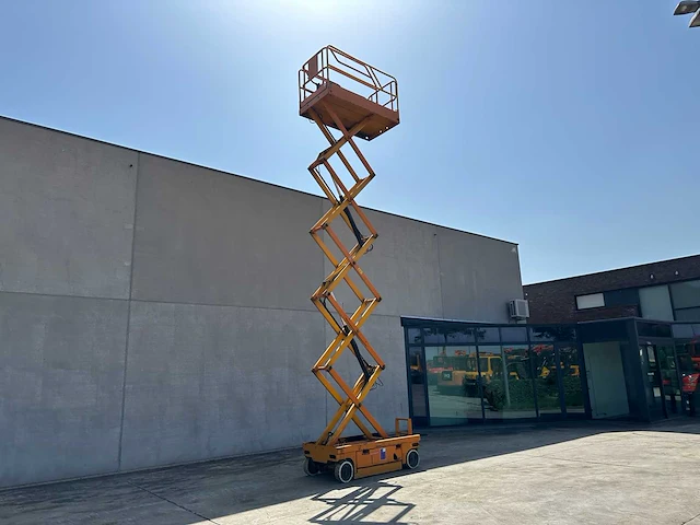 Haulotte - 2007 - compact 12 - elektrische schaarlift - afbeelding 10 van  27