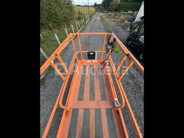 Haulotte compact 14 - afbeelding 9 van  11