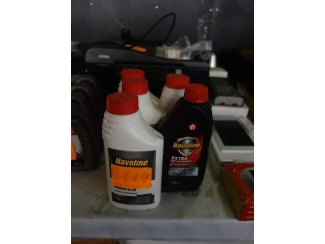 Havoline koelvloeistof (4) en motorolie 10w-40 (2) - afbeelding 1 van  3