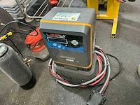 Hawker app120 acculader - afbeelding 1 van  5