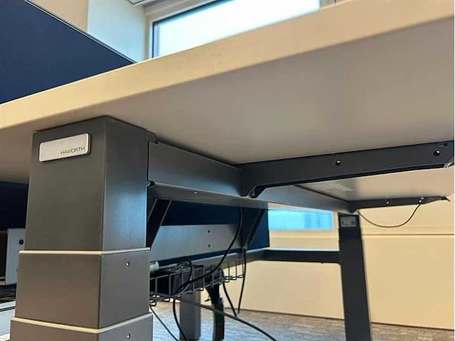 Haworth zit sta dubbele bench - desk - afbeelding 8 van  9