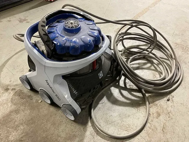 Hayward aquavac 650 zwembadreiniger - afbeelding 1 van  3