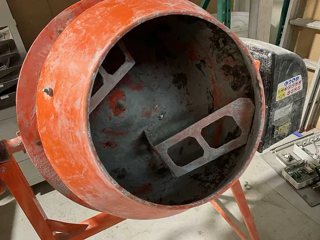 Hbm 9081 betonmolen, 140l, 230v - afbeelding 3 van  4
