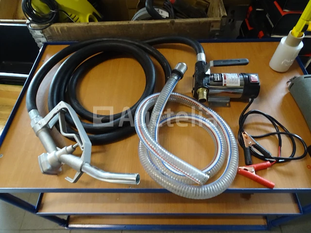Hbm 9449 12v diesel elektrische pomp - afbeelding 1 van  10
