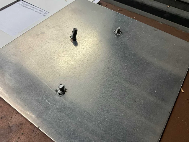 Hbs kes1600 puntlasmachine - afbeelding 2 van  9