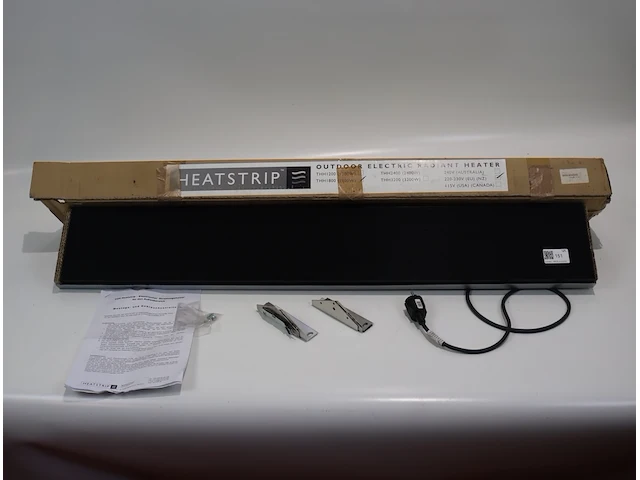 Heatstrip outdoor terrasverwarming 1800w - afbeelding 1 van  5