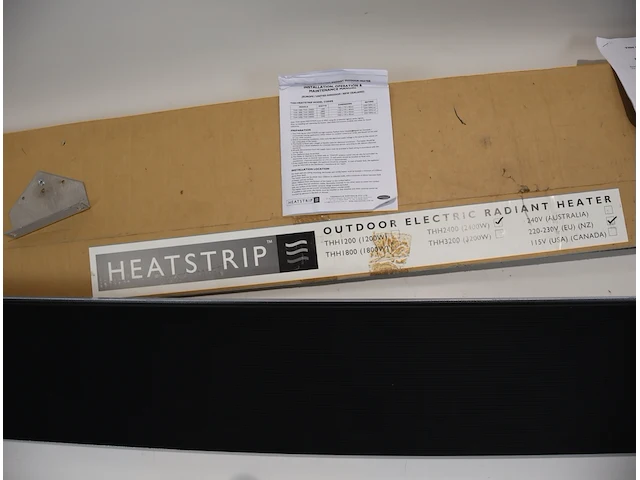 Heatstrip outdoor terrasverwarming 2400w - afbeelding 2 van  5