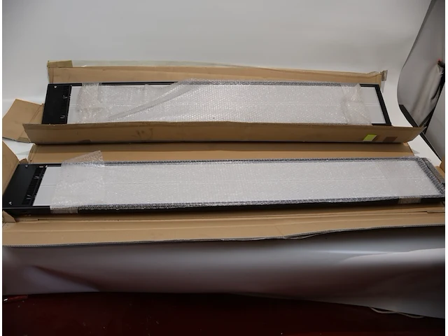 Heatstrip terrasverwarming 2400w (x2) - afbeelding 1 van  3