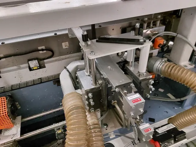 Hebrock top 3001 f kantenaanlijmmachine - afbeelding 5 van  12