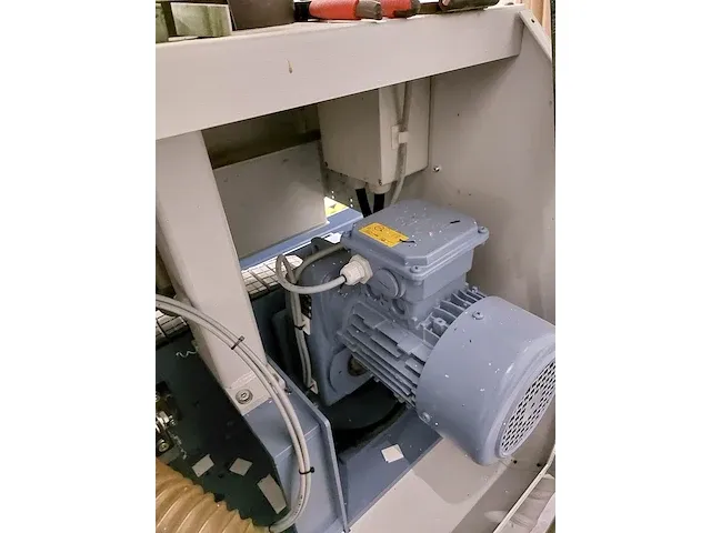 Hebrock top 3001 f kantenaanlijmmachine - afbeelding 9 van  12