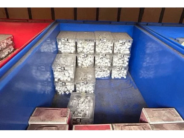 Hechtklemmen ong 221 dozen van legrand - afbeelding 2 van  4