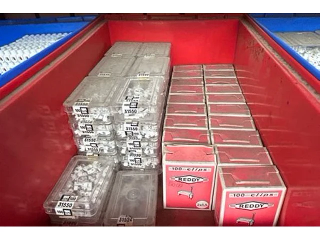 Hechtklemmen ong 221 dozen van legrand - afbeelding 3 van  4