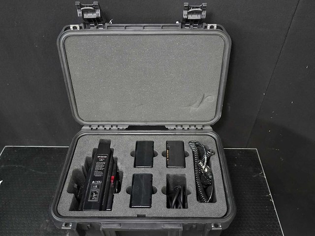 Hedbox - rp-dc100v + 3 pb-d200v in case - video - afbeelding 2 van  3