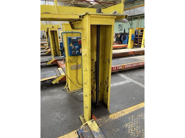 Hefbrug van hool 12t - afbeelding 11 van  16