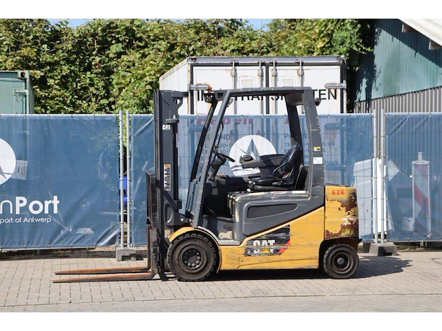 Heftruck caterpillar 2ep5000 elektrisch 2250kg 3.1m 2020 - afbeelding 1 van  1