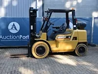 Heftruck caterpillar gp40k 2 lpg 4000kg - afbeelding 1 van  1