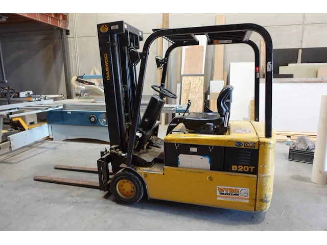 Heftruck daewoo - afbeelding 1 van  9
