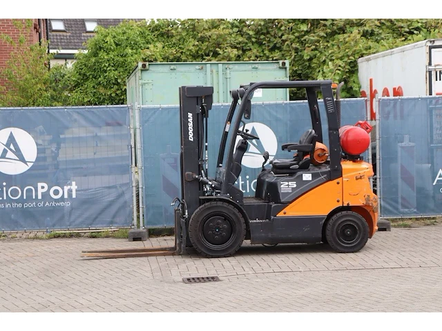 Heftruck doosan g25p-7 lpg 2500kg 4.73m 2019 - afbeelding 1 van  1