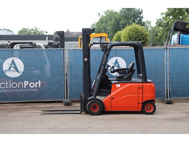 Heftruck fenwick-linde e20phl-01 elektrisch 2000kg 4.2m 2013 - afbeelding 1 van  1