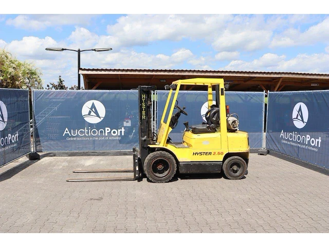 Heftruck hyster h2.50xmx lpg 2500kg met gasfles - afbeelding 1 van  1