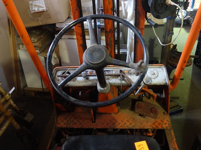 Heftruck hyster met vorken - hefvermogen 1,5 ton - lpg (na te zien) - afbeelding 3 van  5