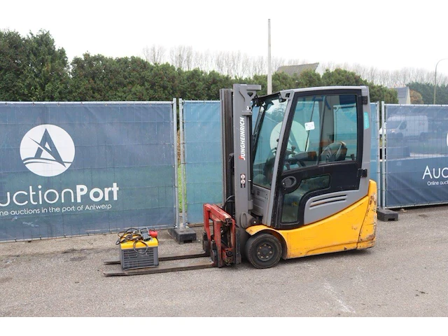Heftruck jungheinrich efg 216k elektrisch 1600kg 0.5m 2018 - afbeelding 1 van  1