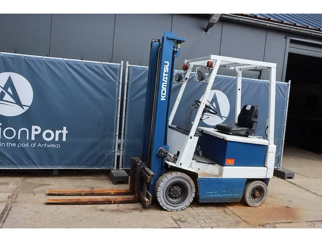 Heftruck komatsu elektrisch 3.8m - afbeelding 1 van  1