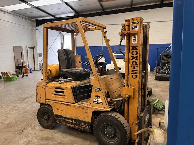 Heftruck komatsu - afbeelding 1 van  12