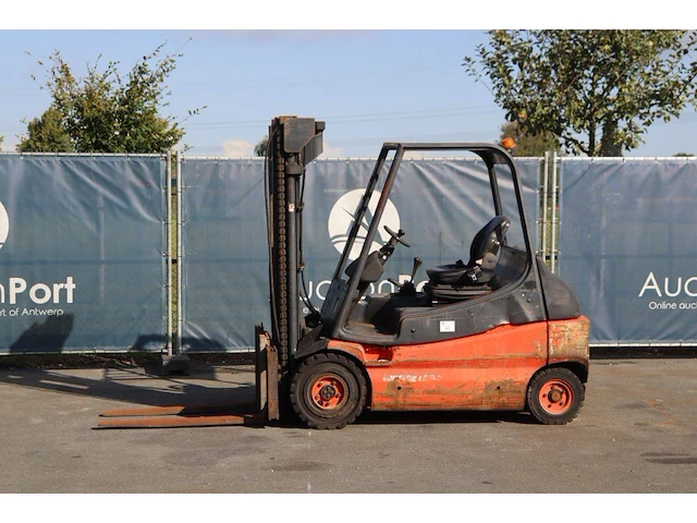 Heftruck lansing linde e30-01 elektrisch 3000kg 4.92m 1998 - afbeelding 1 van  1