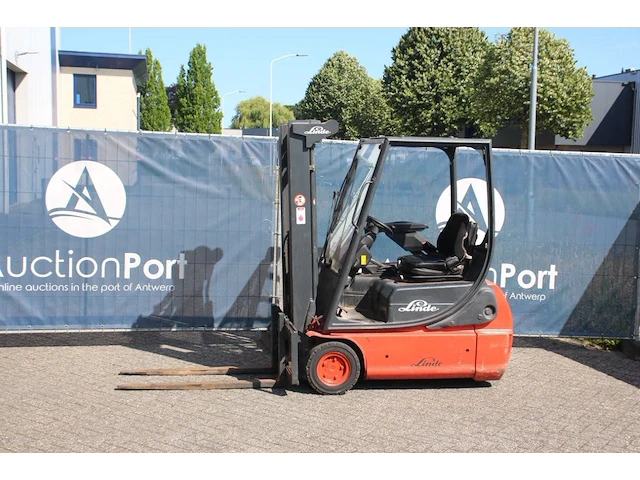 Heftruck linde e16c-02 elektrisch 1600kg 4.2m 2000 - afbeelding 1 van  1