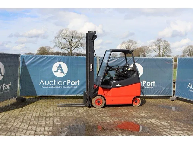 Heftruck linde e20 elektrisch 2000kg 5m 2002 - afbeelding 1 van  1
