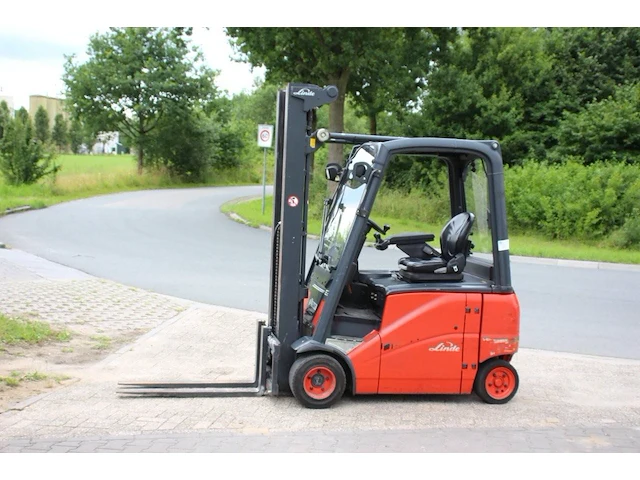 Heftruck linde e20ph-01 elektrisch 2000kg 4.45m 2008 - afbeelding 1 van  1