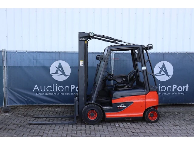 Heftruck linde e25-01 elektrisch 2500kg 4.68m 2015 - afbeelding 1 van  1