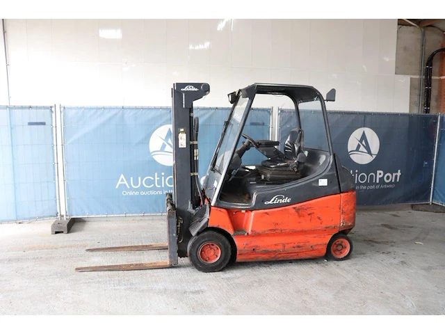 Heftruck linde e25/02 elektrisch 2500kg - afbeelding 1 van  1