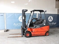 Heftruck linde e25/02 elektrisch 2500kg - afbeelding 1 van  1