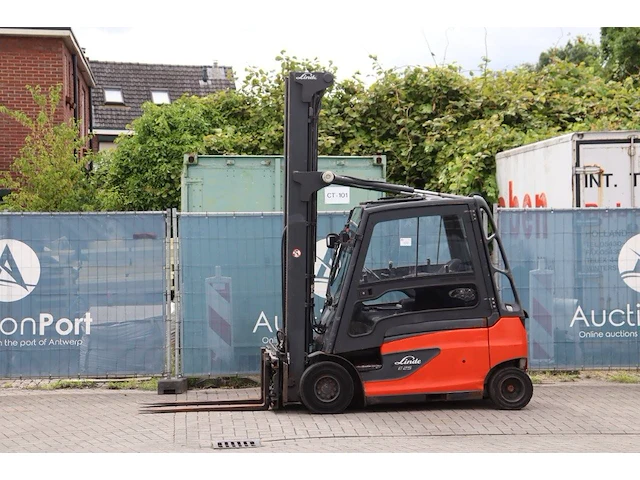 Heftruck linde e25l-01 elektrisch 2500kg 2012 - afbeelding 1 van  1
