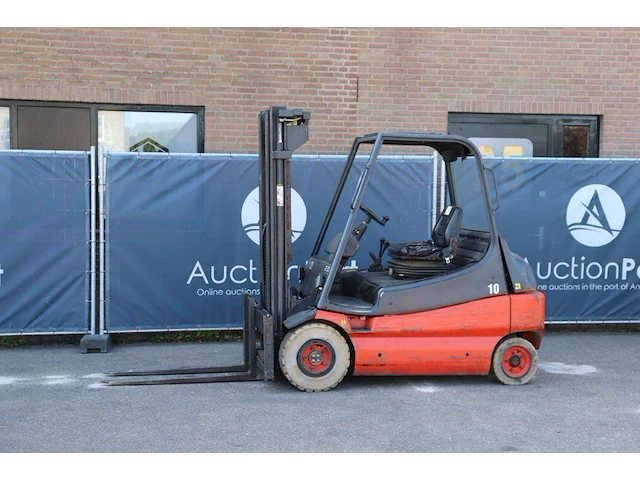 Heftruck linde e30-01 elektrisch 3000kg 1995 - afbeelding 1 van  1