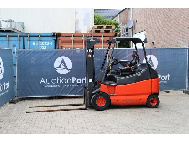 Heftruck linde e30 / 03 / 600 elektrisch 3000kg 3.25m 2005 - afbeelding 1 van  1