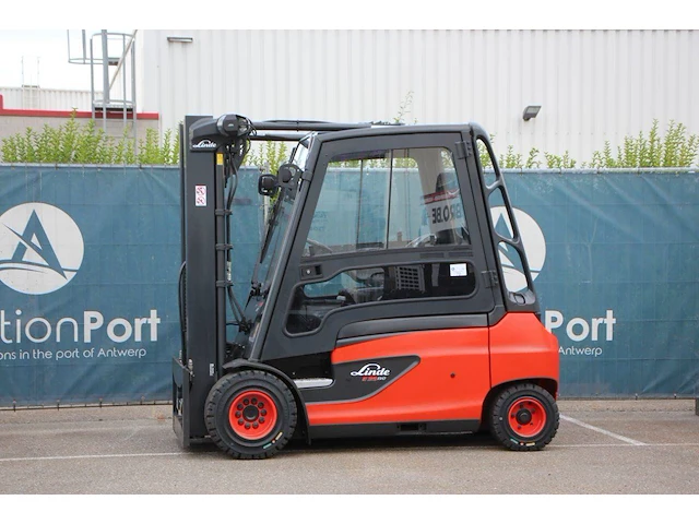 Heftruck linde e35l-01 elektrisch 3500kg 4.73m 2018 - afbeelding 1 van  1